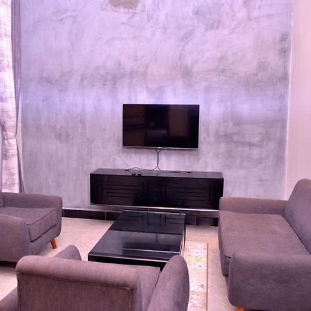 Hilltop Apartments Bwebajja Экстерьер фото