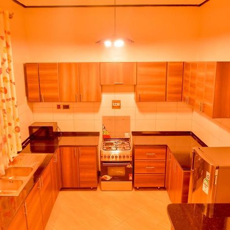 Hilltop Apartments Bwebajja Экстерьер фото
